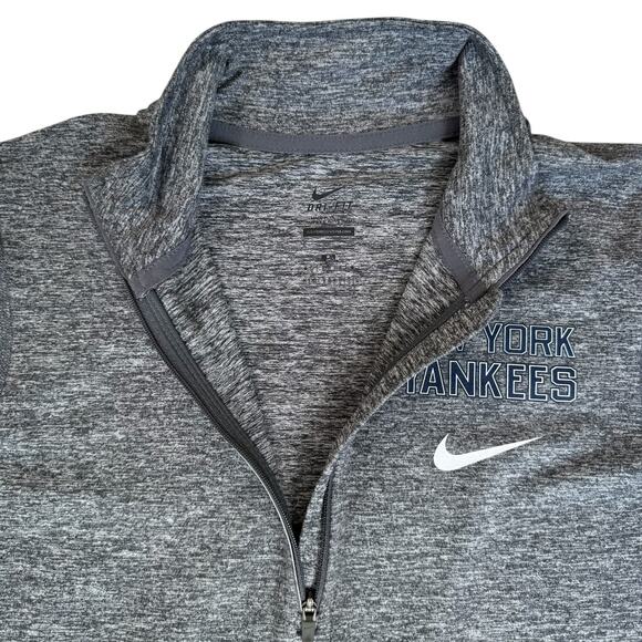 Nike New York Yankees Fitted Running Shirt Small Pullover Long Sleeves Gray Zip - Picture 15 of 15